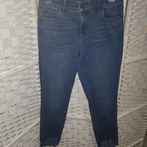 Ann Taylor curvy fit demin